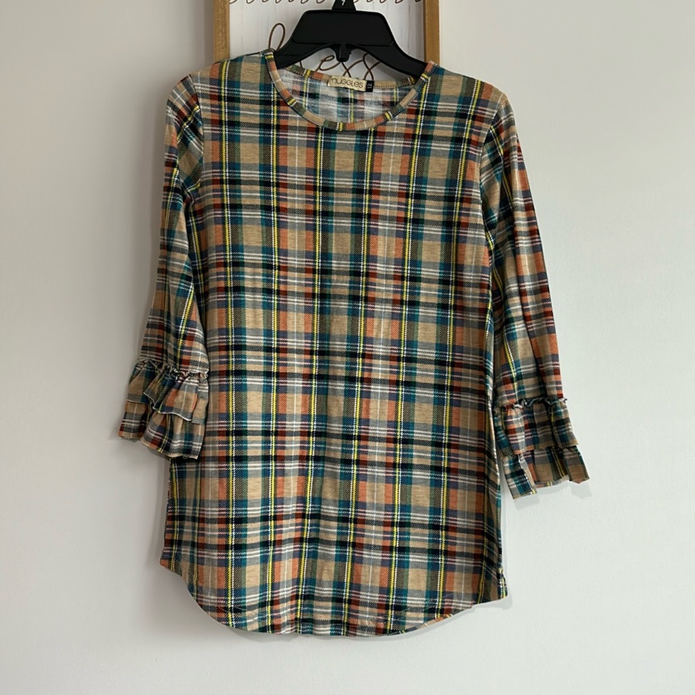 Nuggles top